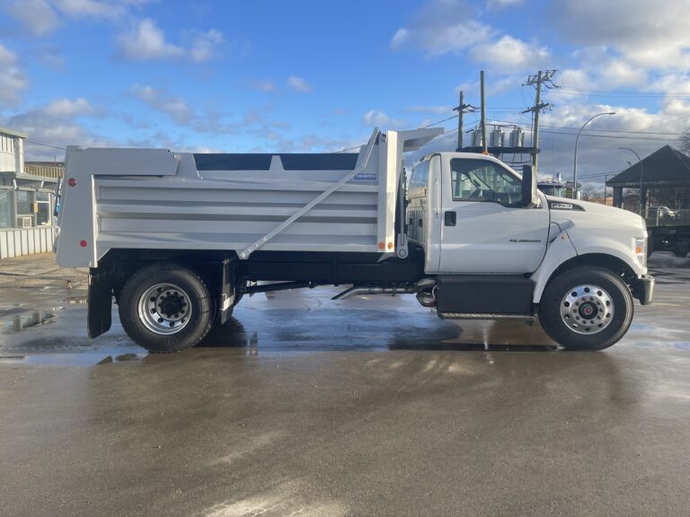 What to Consider When Choosing Between Tandem and Tridem Dump Boxes